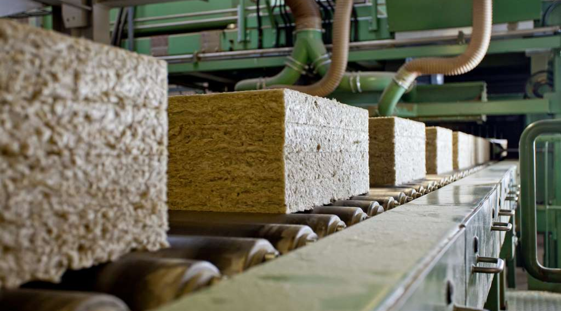 Fiberglass or Mineral Wool Insulation: Making the Right Choice for Your Home